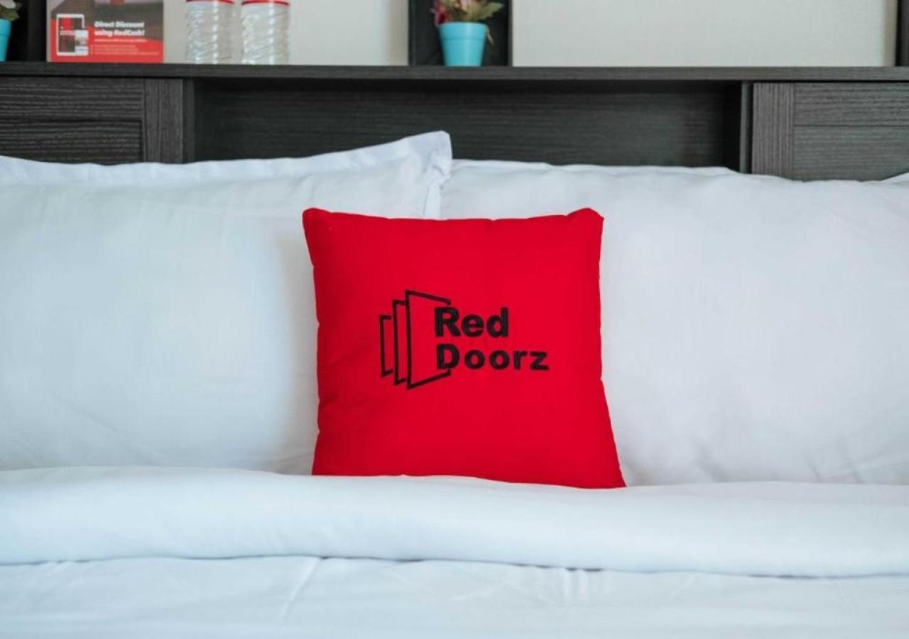 Reddoorz Plus Near Mango Avenue Cebu Eksteriør billede