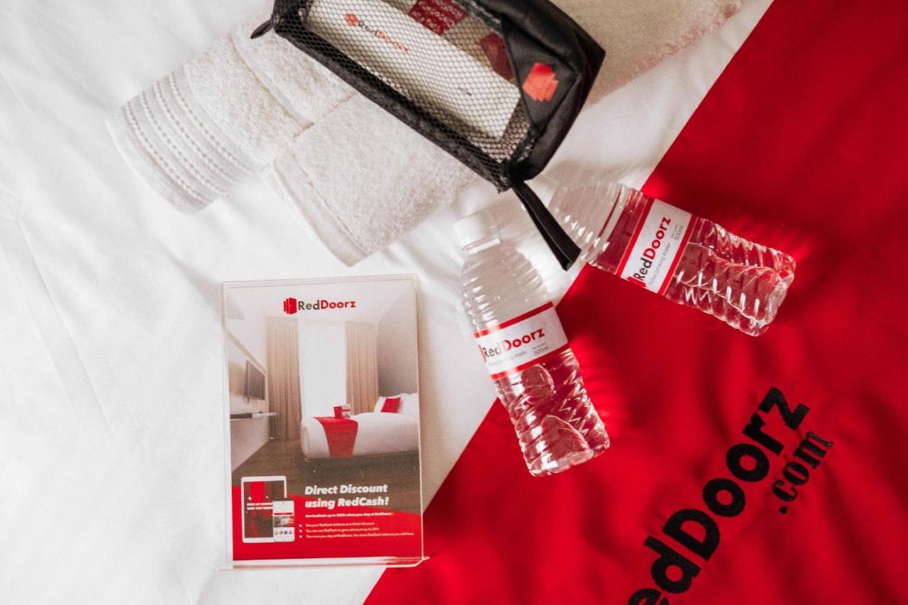 Reddoorz Plus Near Mango Avenue Cebu Eksteriør billede